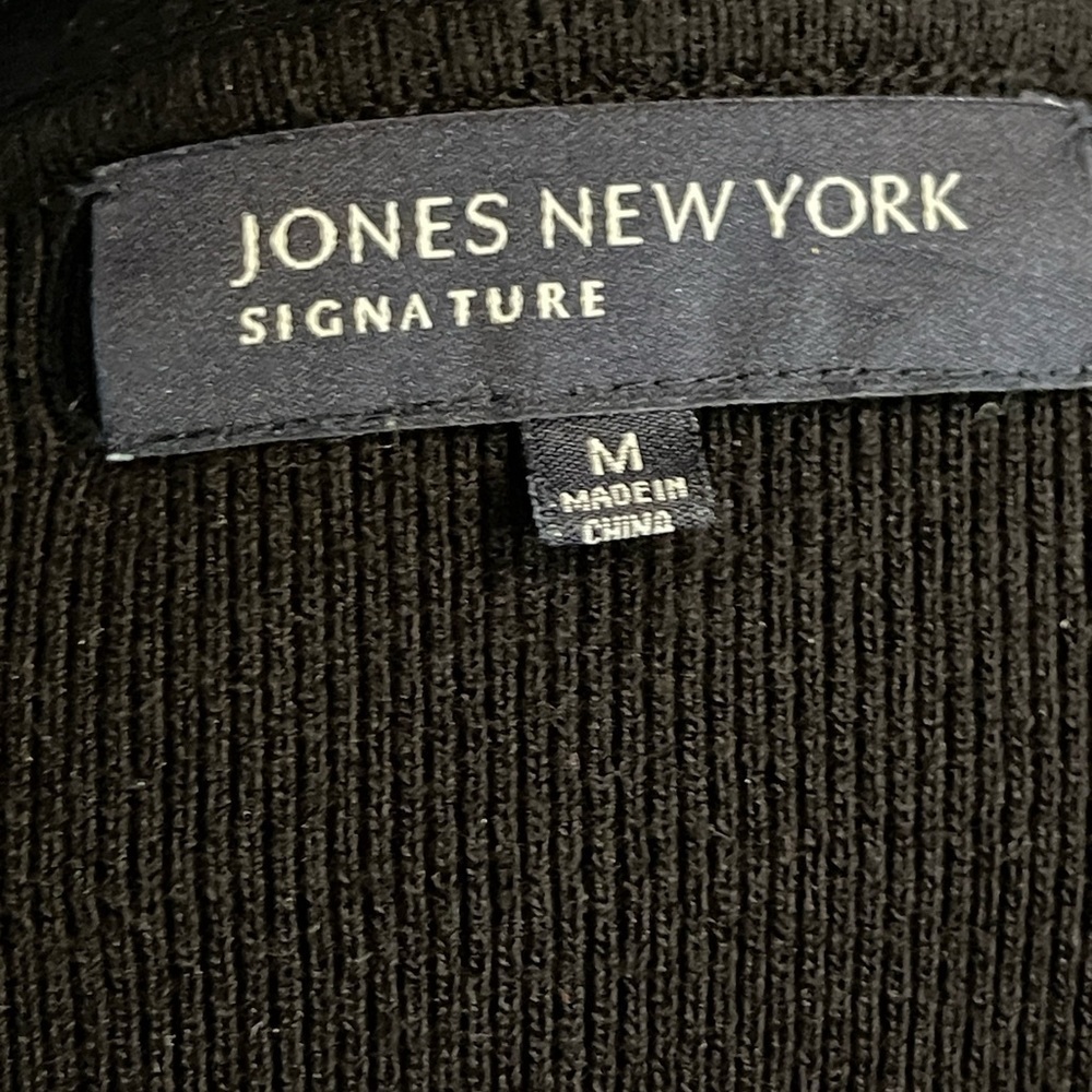 JONES New York Knit Sweater Blazer 3-Button
Blazer Size Medium - Picture 3 of 5